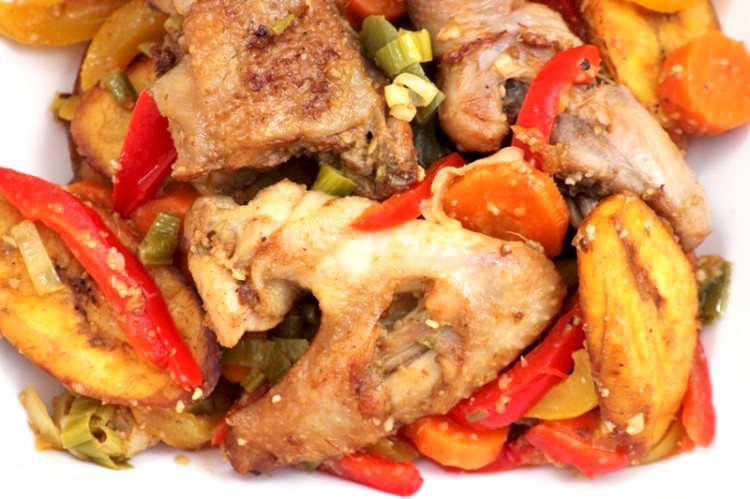 9 African Plantain Recipes To Shake Up Your Weekend Or Holiday Event Menu 8 LE POULET DG (RECETTE CAMEROUNAISE)