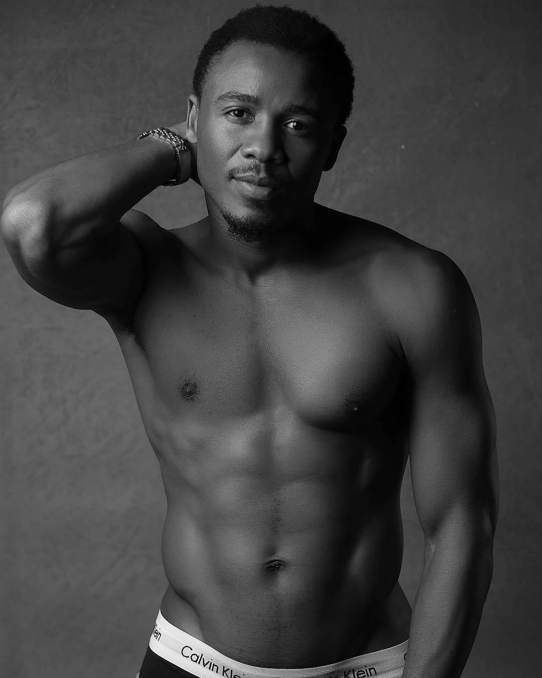 Alikiba Sexy Abs