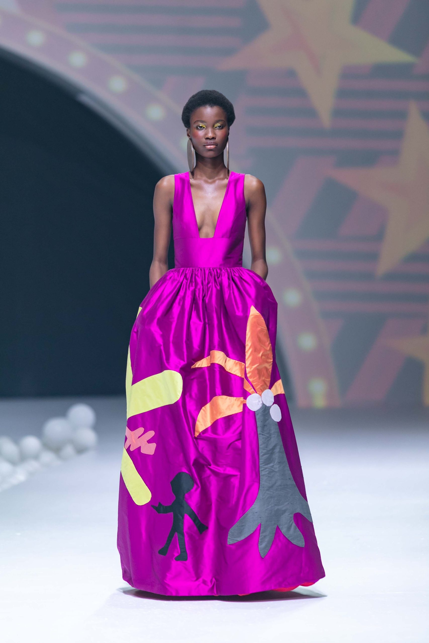 An excellent example of Ayissi's use of appliqued techniques
