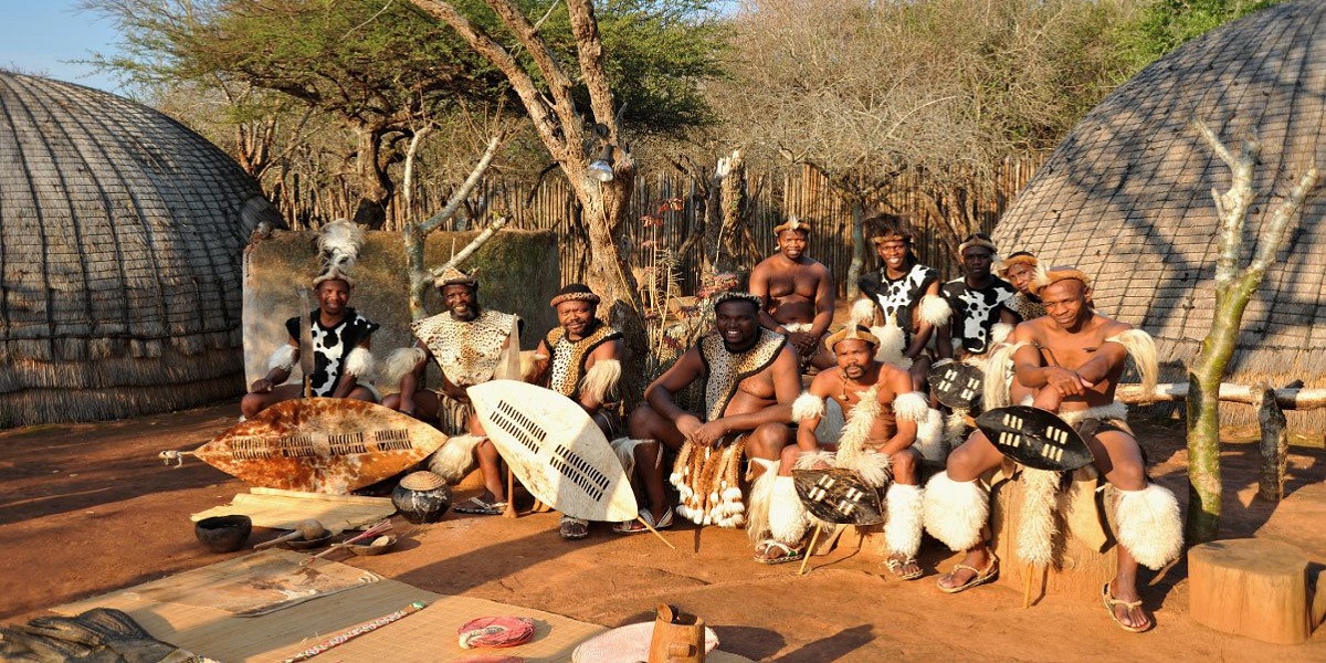 Photos and pictures of: Zulu stick fighting, Shakaland, Kwazulu