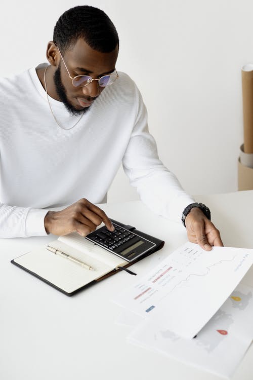 man doing his bills and budget
