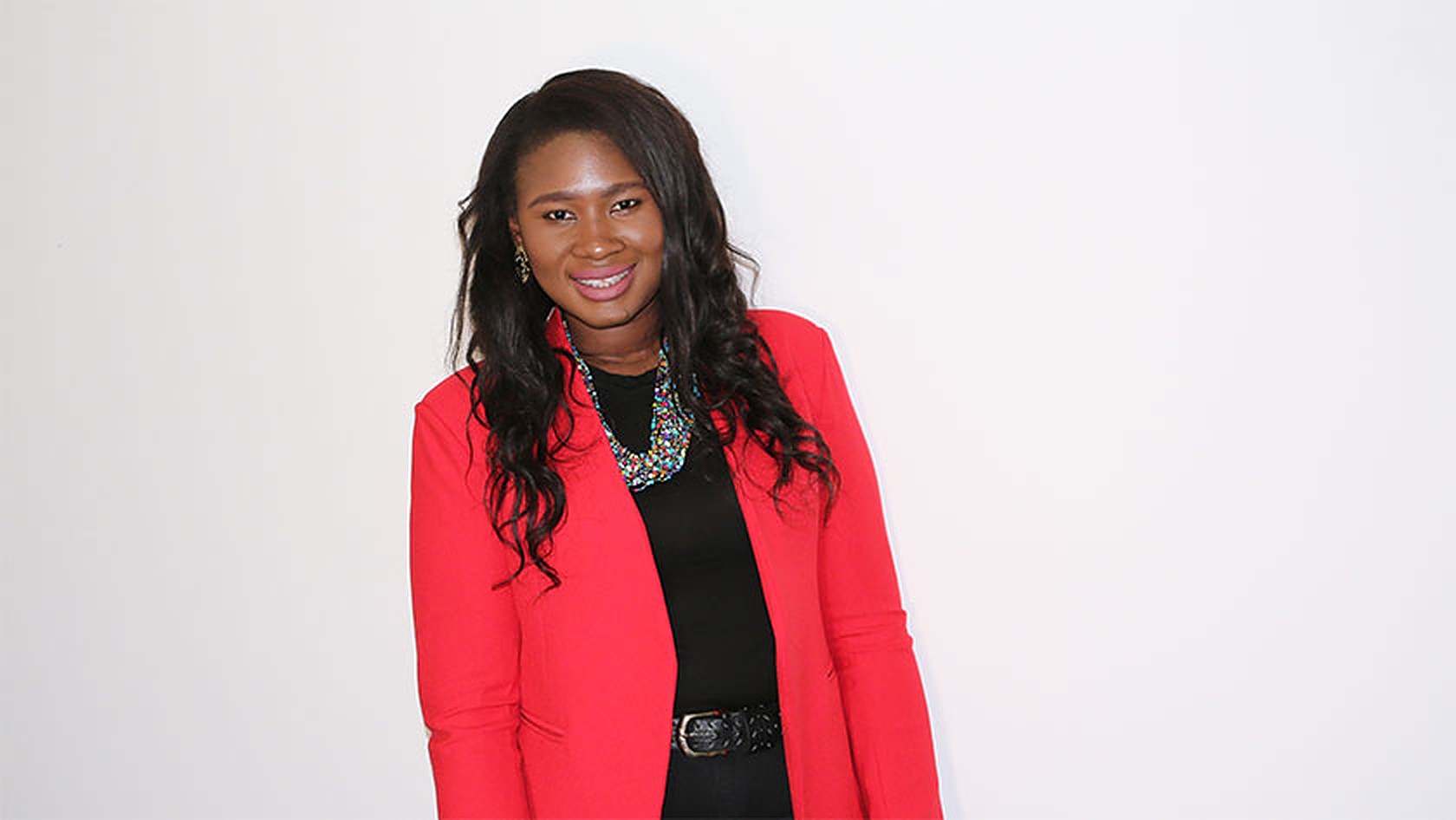 Aissata confidently poses for photograph after one of her presentation (Photo credit: World Bank Blogs)