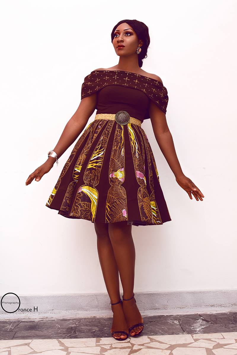 Off-shoulders design