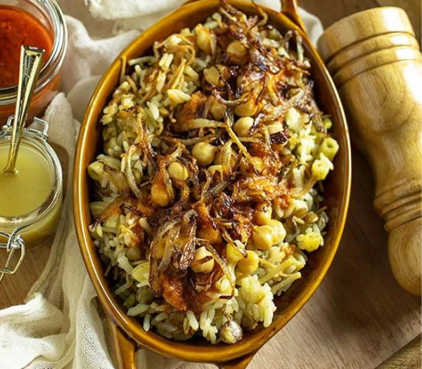 Egyptian Koshari By Munaty Cooking