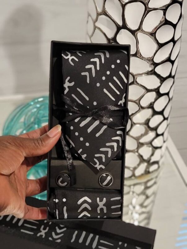 African Necktie Set for Men Black and White