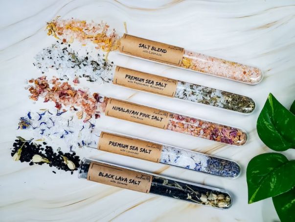 Gift for mom, Spa gift set, Bath and beauty gift box, Gift for her, Birthday gift box, Self care package