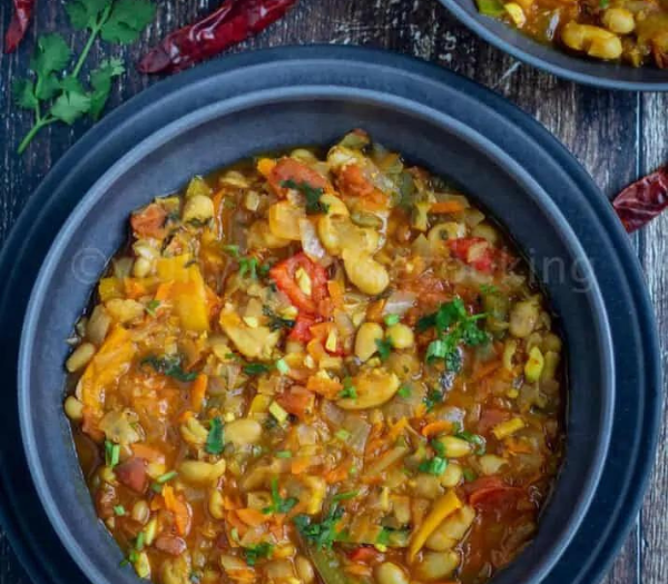 Instant Pot Chakalaka(South African Vegetable Relish) By Vidhya's Home Cooking