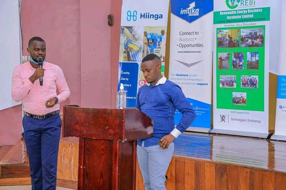 Ivan Karugaba giving a lecture (Photo credit: MTN Pulse)
