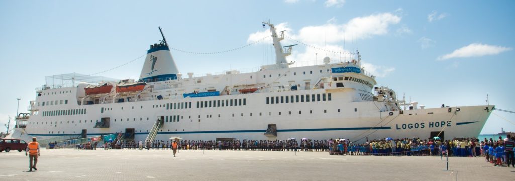 Libyans came out in thousands to experience the Logos Hope at Benghazi port (Photo credit: GBA Ships)