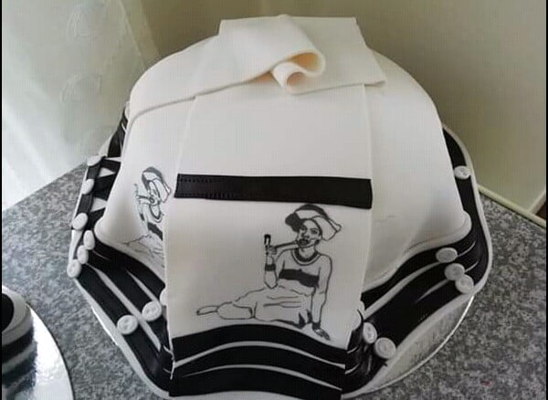 Xhosa black and white wedding cake (Photo credit: mzansiweddings.co.za)